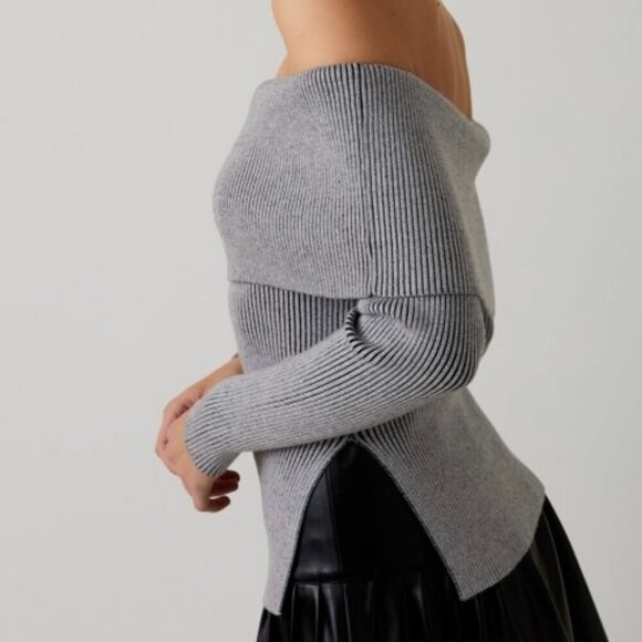 BRUSH IT OFF GRAY RIBBED TOP - Picture 2 of 3